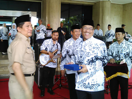 Pencarian PGRI Lamongan - Persatuan Guru Republik Indonesia Cabang Kabupaten Lamongan